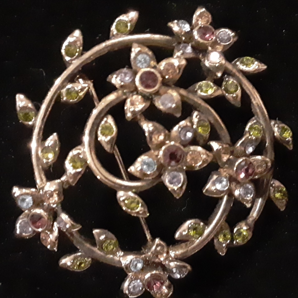 Vintage Monet Signed Designed Brooch Multi Colore… - image 5